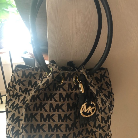 Michael Kors Purse - Picture 2 of 9